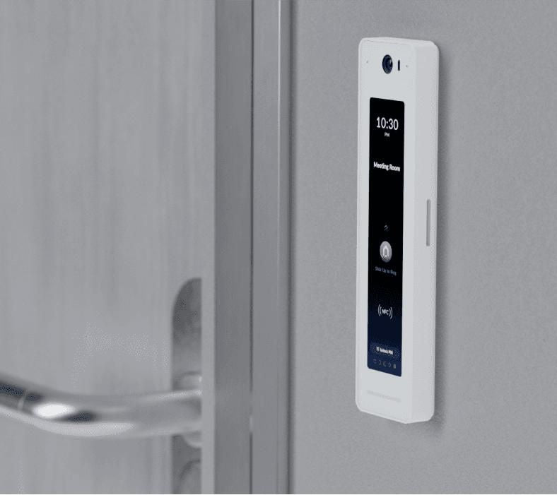 Ubiquiti 160 x 40.4 x 40.55 mm, 136 g, IP55, RJ45, BLE 4.2, NFC, 48V DC