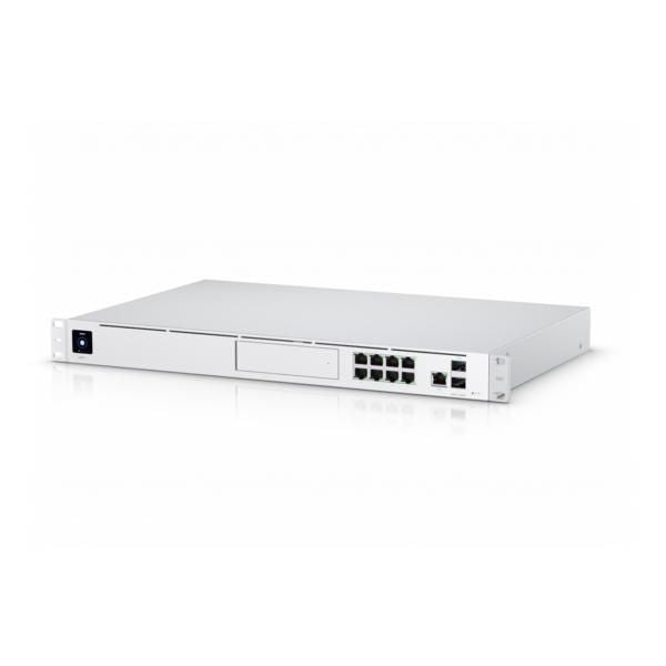 Ubiquiti All-in-one enterprise security gateway & network appliance